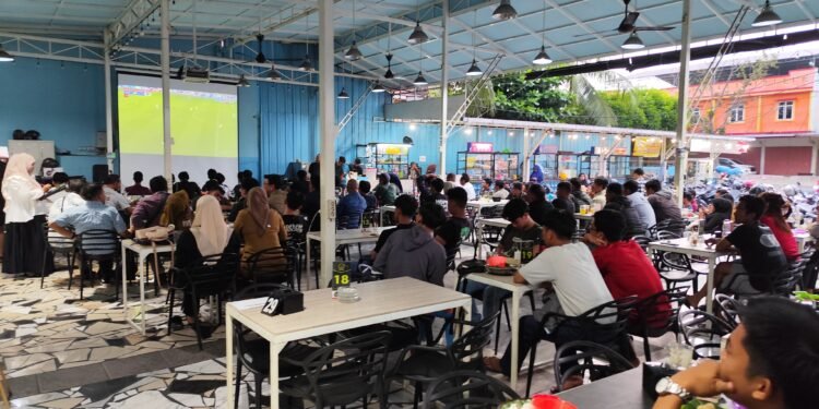 Indonesia Tertinggal 3-0 Babak Pertama Lawan Jepang, Suporter di Binjai Sebut Absen Rizki Ridho Berpengaruh