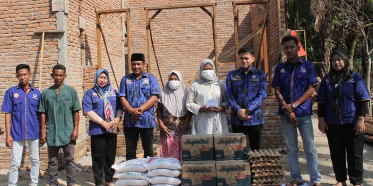 Rumah Warga di Langkat Ludes Terbakar, Ricky Anthony Beri Tali Asih