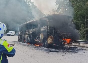 Bus Terbakar di Jalur Medan-Berastagi, Diduga Korsleting Listrik