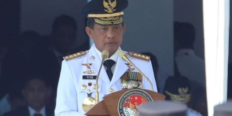 Mendagri Tito Imbau Alumni IPDN Bekerja Profesional