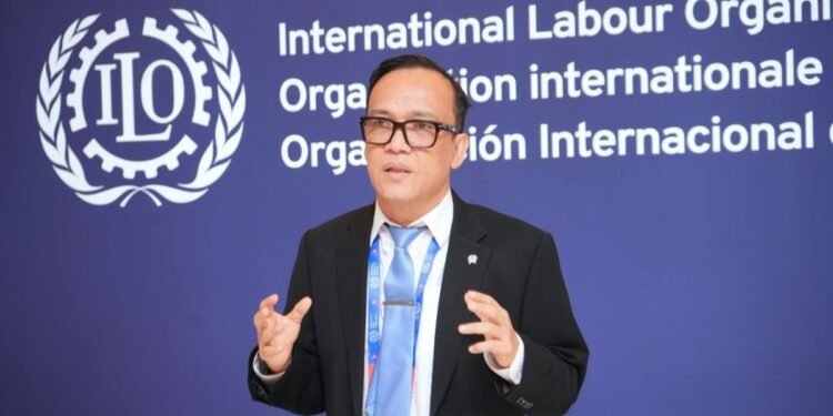 WOW, Wamenaker Immanuel Ebenezer di OTT KPK