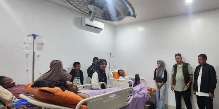 Pohon Tumbang Timpa 3 Pengendara Motor saat Angin Kencang, Ini Kata DLH Langkat