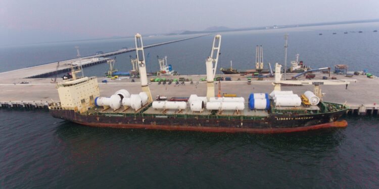 Terminal Kijing Kelolaan PTP Nonpetikemas Jadi Urat Nadi Ekonomi Kalimantan Barat