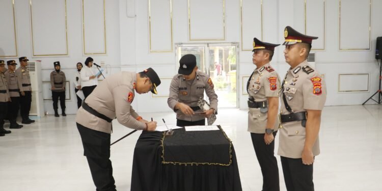 Kapolda Mutasi Kasat Lantas Polres Langkat Sebagai Kanit Sat PJR Dirlantas Polda Sumut