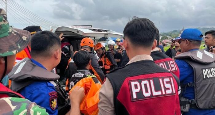 3 Hari Dicari, Akhirnya 2 Korban Tenggelam di Tano Ponggol Danau Toba Ditemukan