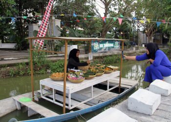 Transaksi Digital CIMB Niaga di Pasar Takjil Terapung Binjai