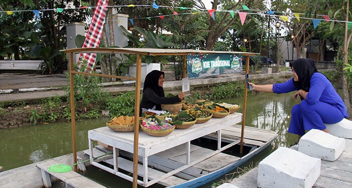 Transaksi Digital CIMB Niaga di Pasar Takjil Terapung Binjai