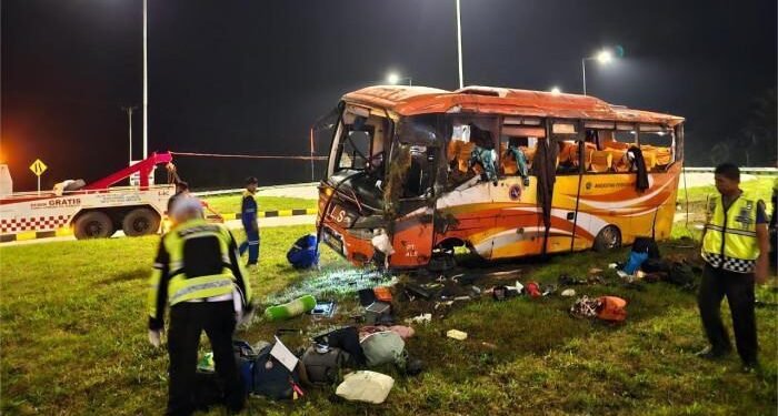 Bus ALS Rombongan Atlet Karate Sumut Kecelakaan di Padang, 2 Orang Tewas