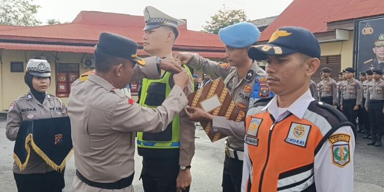 Wakapolres Sibolga Pimpin Apel Operasi Zebra Toba 2025, Pengawasan Lalin Mulai Diperketat