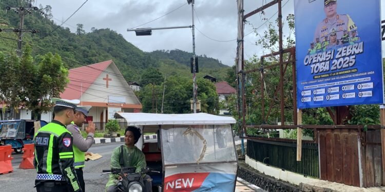 Operasi Zebra Toba 2025, Polres Sibolga Tertibkan Pelanggar Lalu Lintas di Dua Titik Rawan