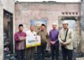 PCM Kampung Dadap Gandeng LAZISMU Salurkan Donasi Kebakaran di Medan
