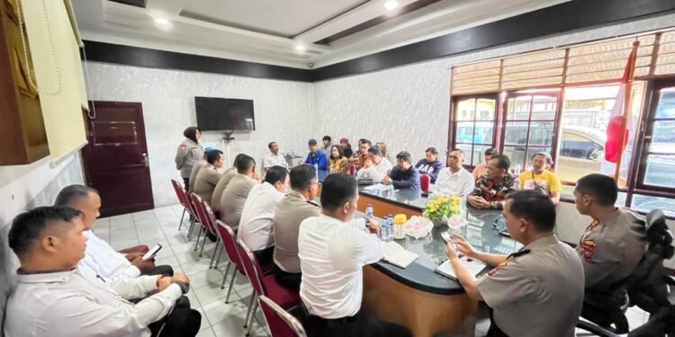 Anggota DPRD Dairi Hingga Bupati dan LSM Sampaikan Surat Penangguhan 11 Tersangka