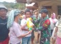 Sambangi Pengungsi di Tengah Banjir Bandang, Dandim 0211/Tapteng Salurkan Bantuan