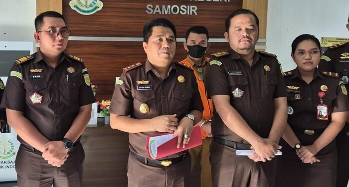 Kadis Sosial dan PMD Samosir Ditahan Jaksa, Korupsi Bantuan Korban Bencana Alam Rp1,5 Miliar