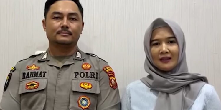 Videonya Viral Usai Pamer Lolos dari Razia, Oknum Bhayangkari Minta Maaf Ditemani Suami