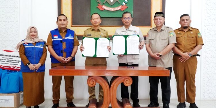 Korban Banjir di Langkat Dapat Bantuan Perlengkapan Ibadah Jelang Lebaran dari Presiden