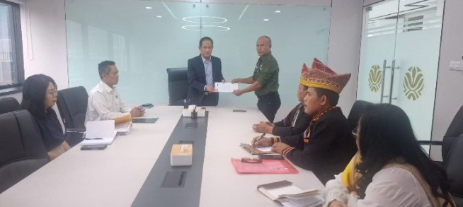 Masyarakat Lingkar Tambang Datangi Langsung Menteri LHK, Harap PT DPM Segera Beroperasi