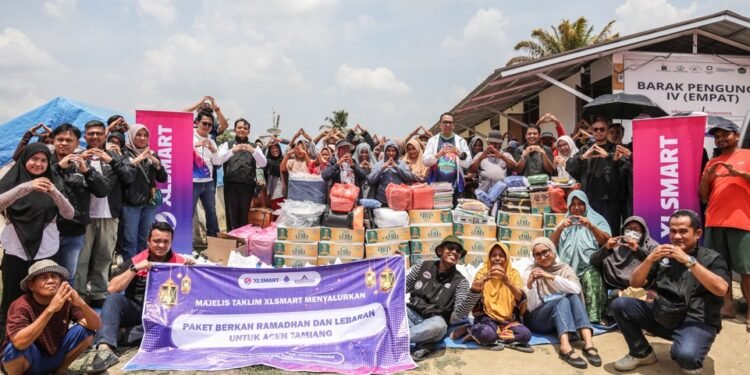 Karyawan XLSMART Berbagi Berkah Ramadan dan Lebaran untuk Aceh Tamiang