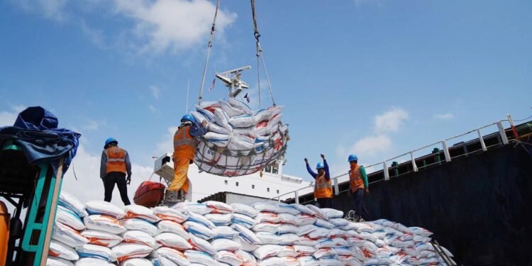 PTP Nonpetikemas Pastikan Pelayanan Arus Barang Tetap Lancar Selama Lebaran