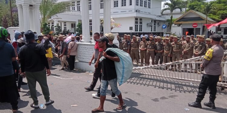 Wali Kota Binjai tak Bisa Jumpai Seratusan PKL, Pedagang: Sini Dijewer Kupingnya