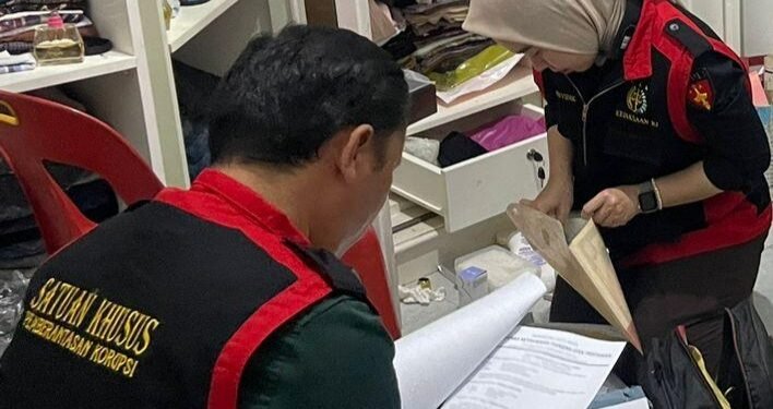 Belasan Dokumen Diamankan saat Kejari Binjai Geledah Rumah Tersangka Korupsi di Dinas Pertanian