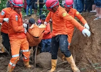 Banjir dan Longsor di Sembahe, 8 Rumah Rusak Tertimbun dan 5 Orang Tewas