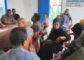 Masyarakat Geruduk Kantor Desa Naman Jahe, Usai Jalan Kampung Diduga Diserobot
