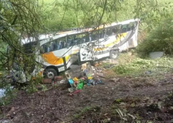 Bus Rombongan Anak Sekolah Minggu di Toba Masuk Jurang Sedalam 15 Meter