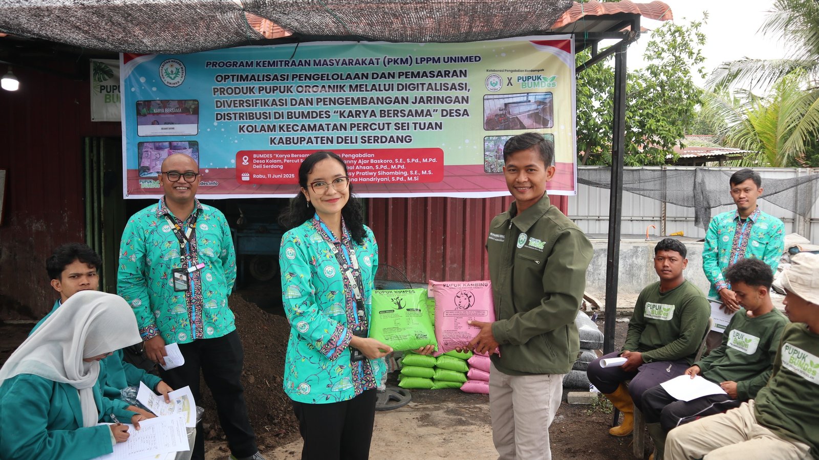 Unimed Bangun Ekosistem Bisnis Desa, BUMDes Karya Bersama Jadi Role Model Nasional