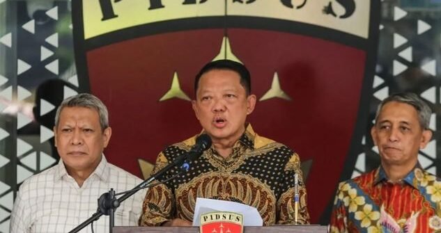 Mabes Polri Tetapkan Eks Jampidsus Febrie Adriansyah Jadi Tersangka Kasus Batubara dan TPPU