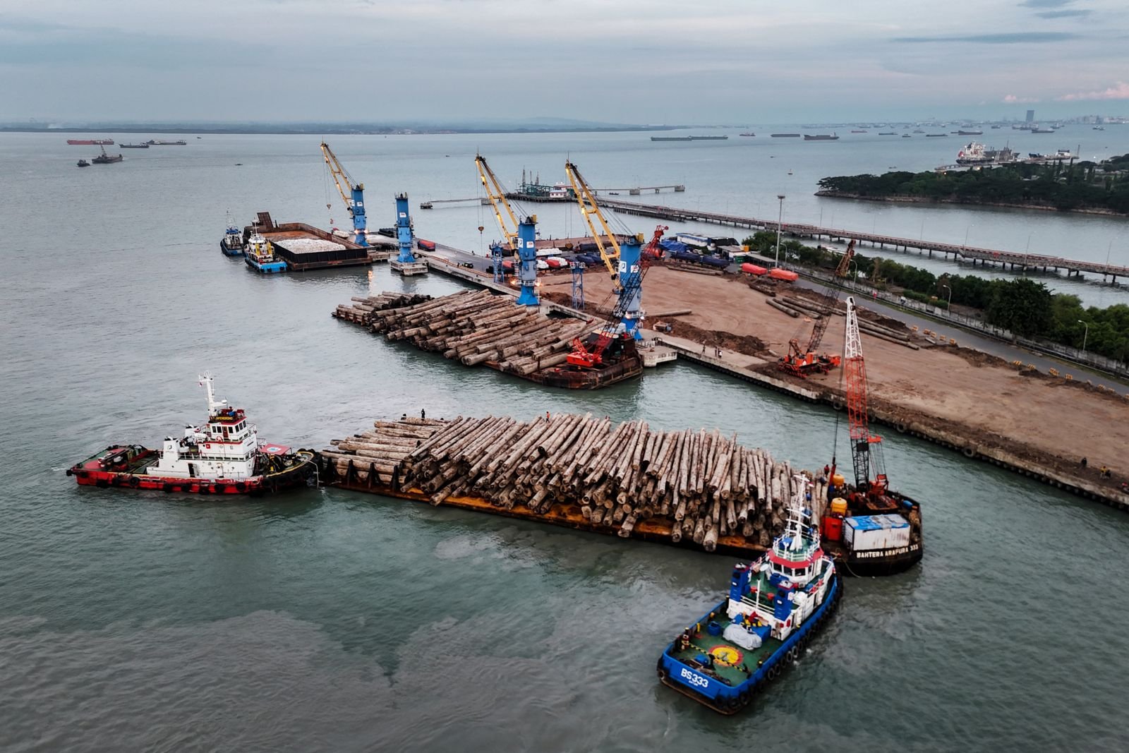 Pelindo Multi Terminal Catat Kinerja Positif pada Semester I 2026