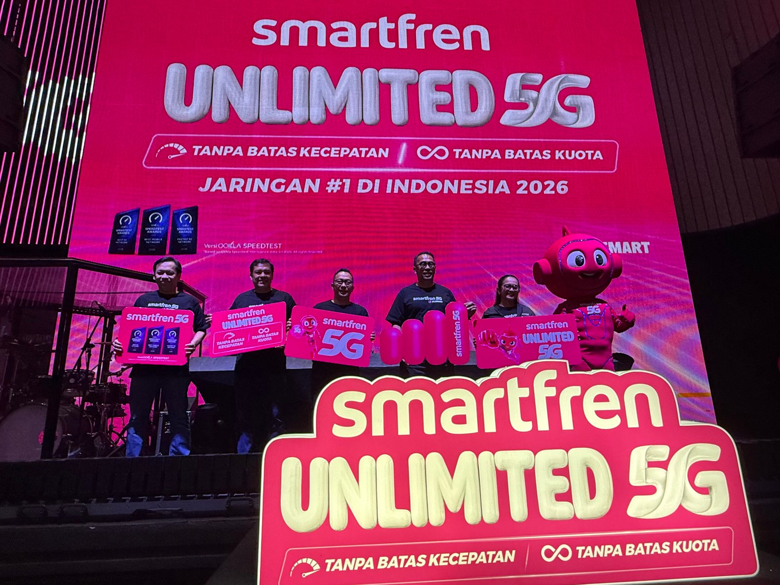 XLSMART Perkuat Jaringan 5G di Medan, SMARTFREN Hadirkan Pengalaman Unlimited 5G
