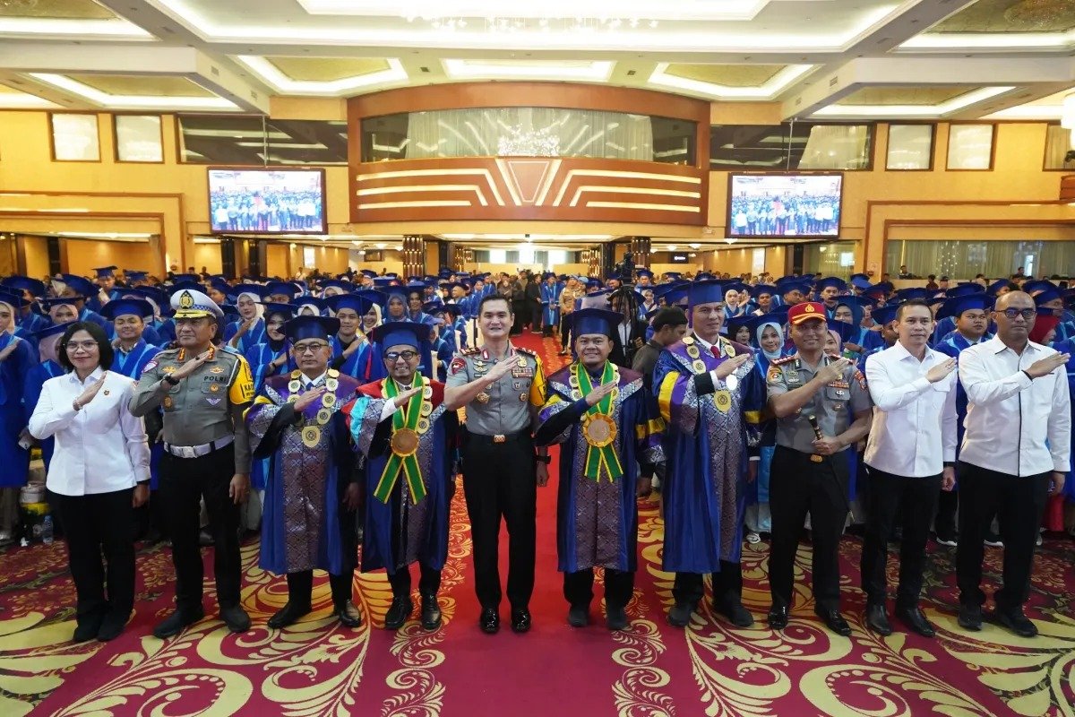 Hadiri Wisuda UMSU, Kapolda Sumut Ingatkan Semangat Nasionalisme