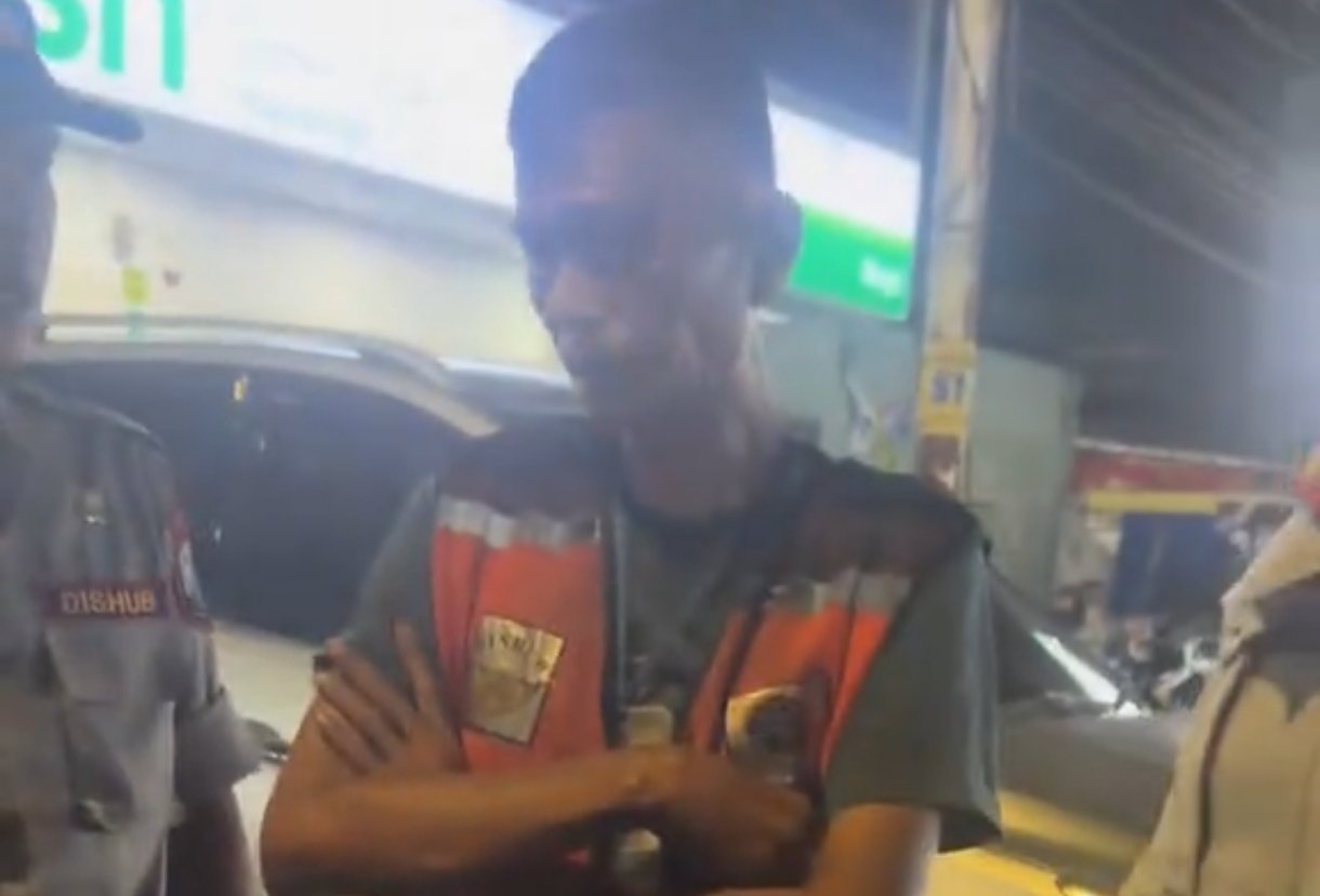 Kutip Parkir Rp 100 Ribu ke Pengendara, Oknum Jukir di Lapangan Merdeka Binjai Viral