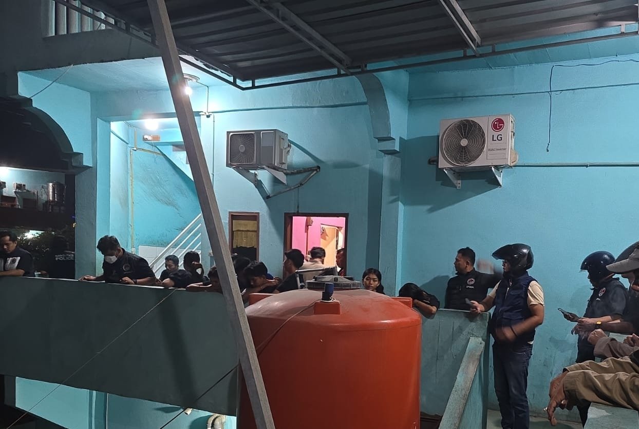 Tim Gabungan Gerebek Kos-kosan di Langkat, 5 Orang Penghuni Positif Narkoba